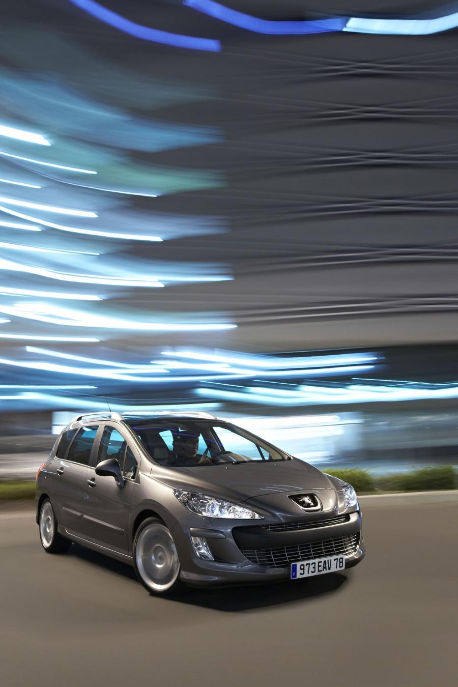  Peugeot 308 SW 2009 года  (фото 88 из 140)